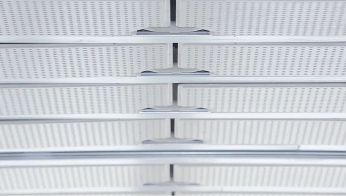 Abdeckungen und Panele für Deckenkühlung und Deckenheizung