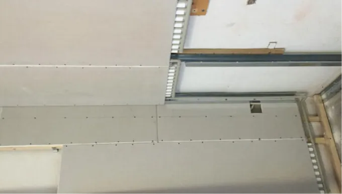 Rigipsplatten für sicheren Einbau der Wandheizung im Trockenausbau.